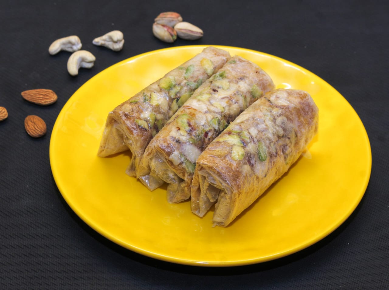 Traditional Dryfruit Pootarekulu